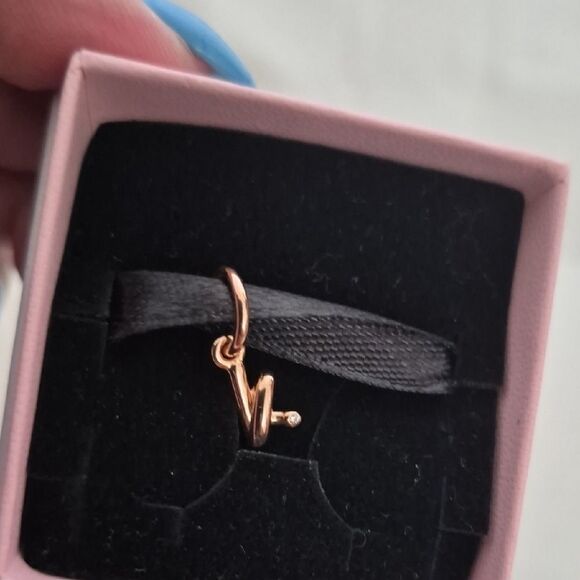 Pandora Rose Gold 'K' Letter Charm - Picture 13 of 16